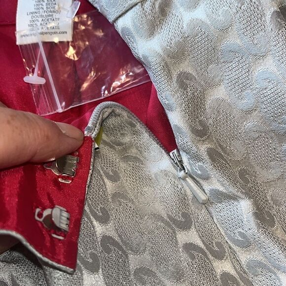 NEW WITHOUT TAGS WOMEN’S SIZE 4 ORIGINAL PENGUIN SILK LINED SKIRT - Picture 6 of 6